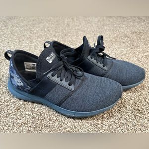 Women’s New Balance Size 8 Running shoes
